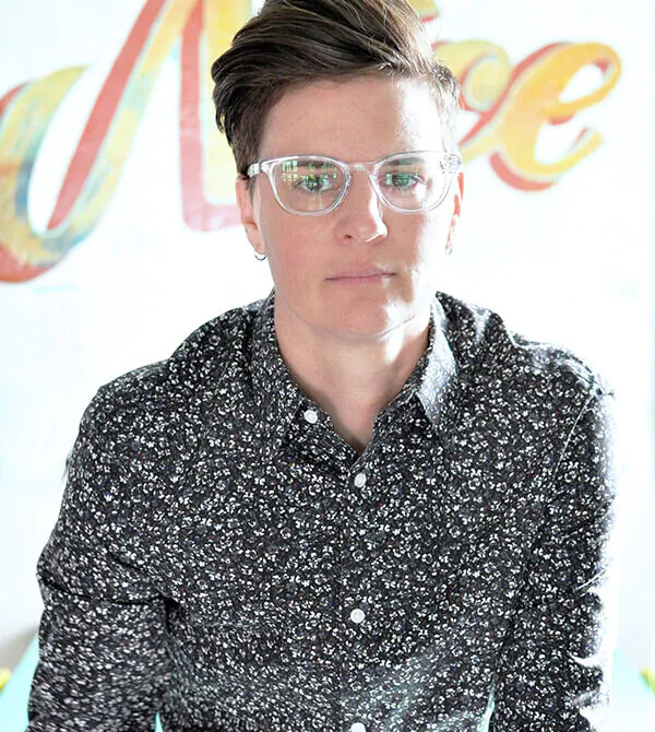 Photo of artist Bennett