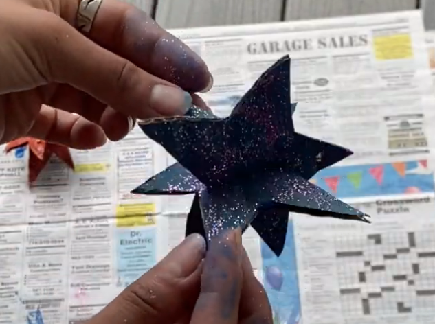 Star made out of paper and glitter
